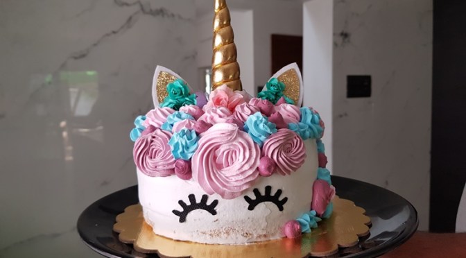 HOW TO MAKE UNICORN CAKE – UNICORN THEMED BIRTHDAY CAKE